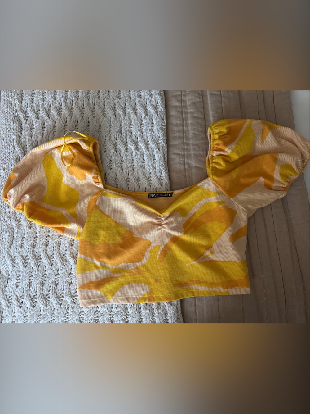 Zara Yellow & Orange Abstract Puff-Sleeve Cropped Top